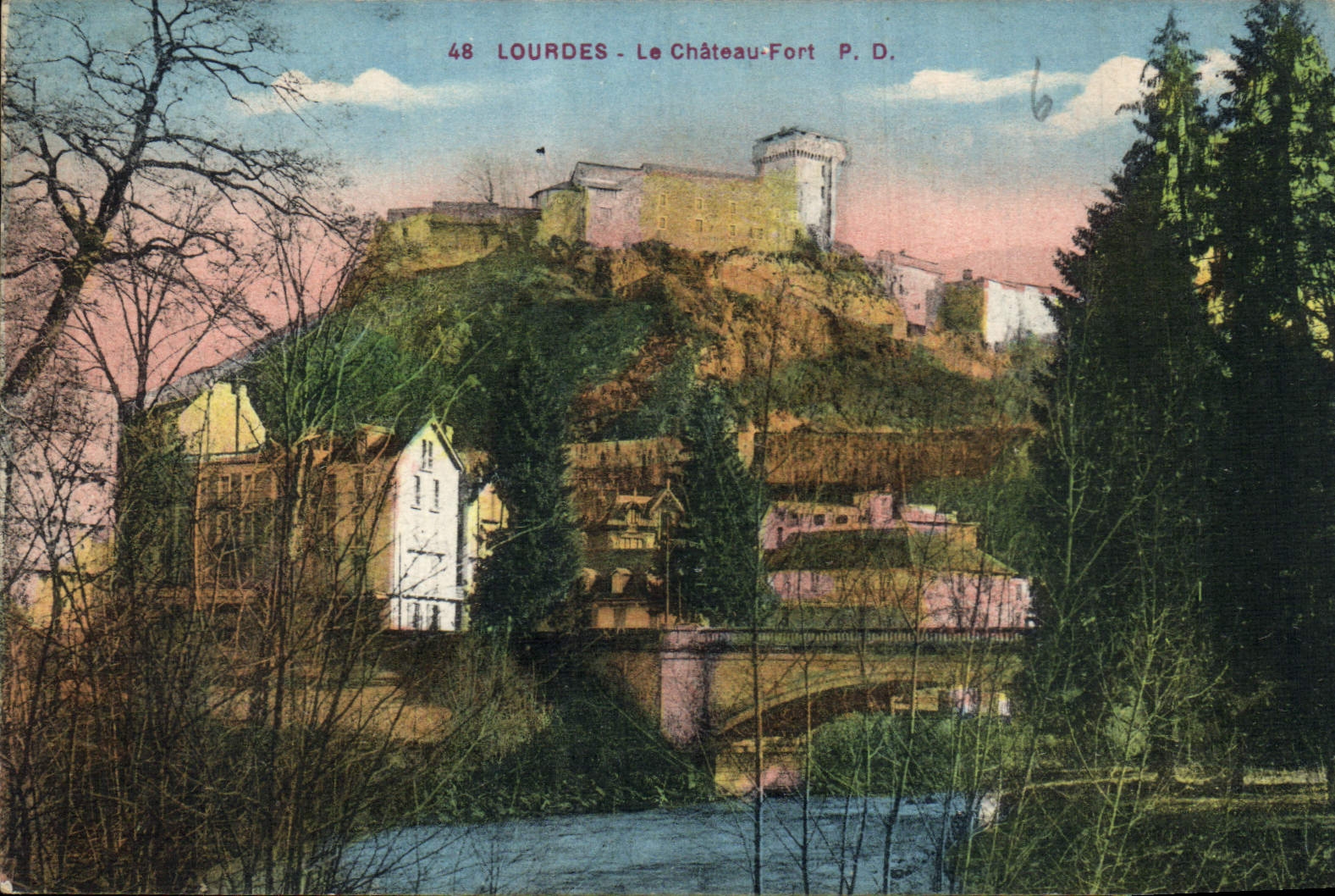 CPA Lourdes Le Chateau Fort 