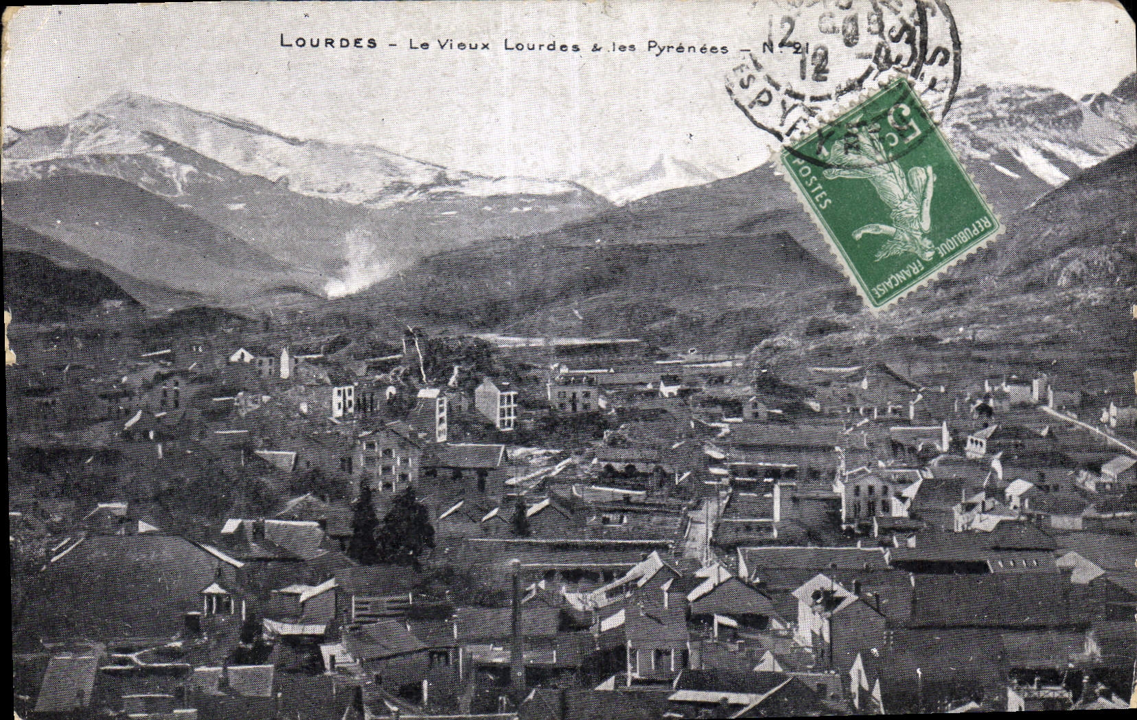 CPA Lourdes Le Vieux Lourdes et les Pyrenees 