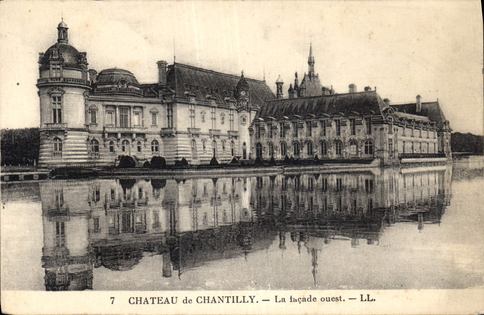 CPA Chateau de Chantilly La Facade ouest 