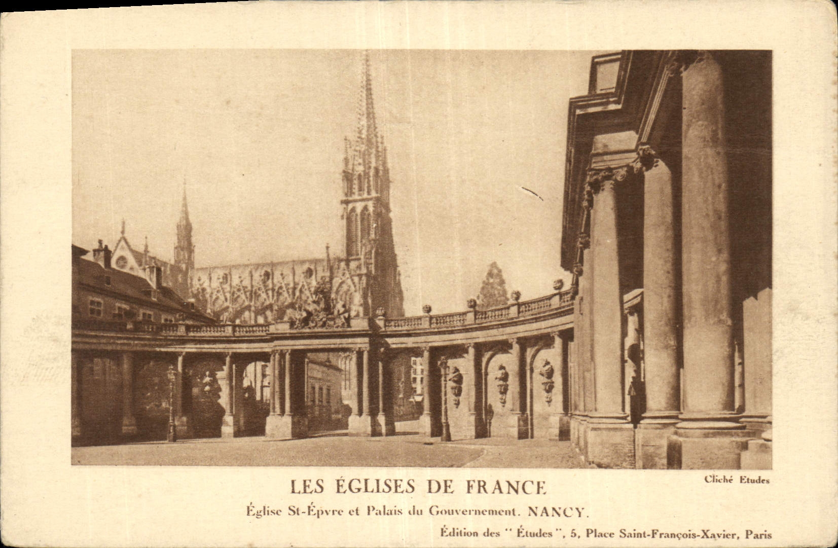 CPA Les Eglises de France Eglise St Epevre et Palais du Gouvernement Nancy 