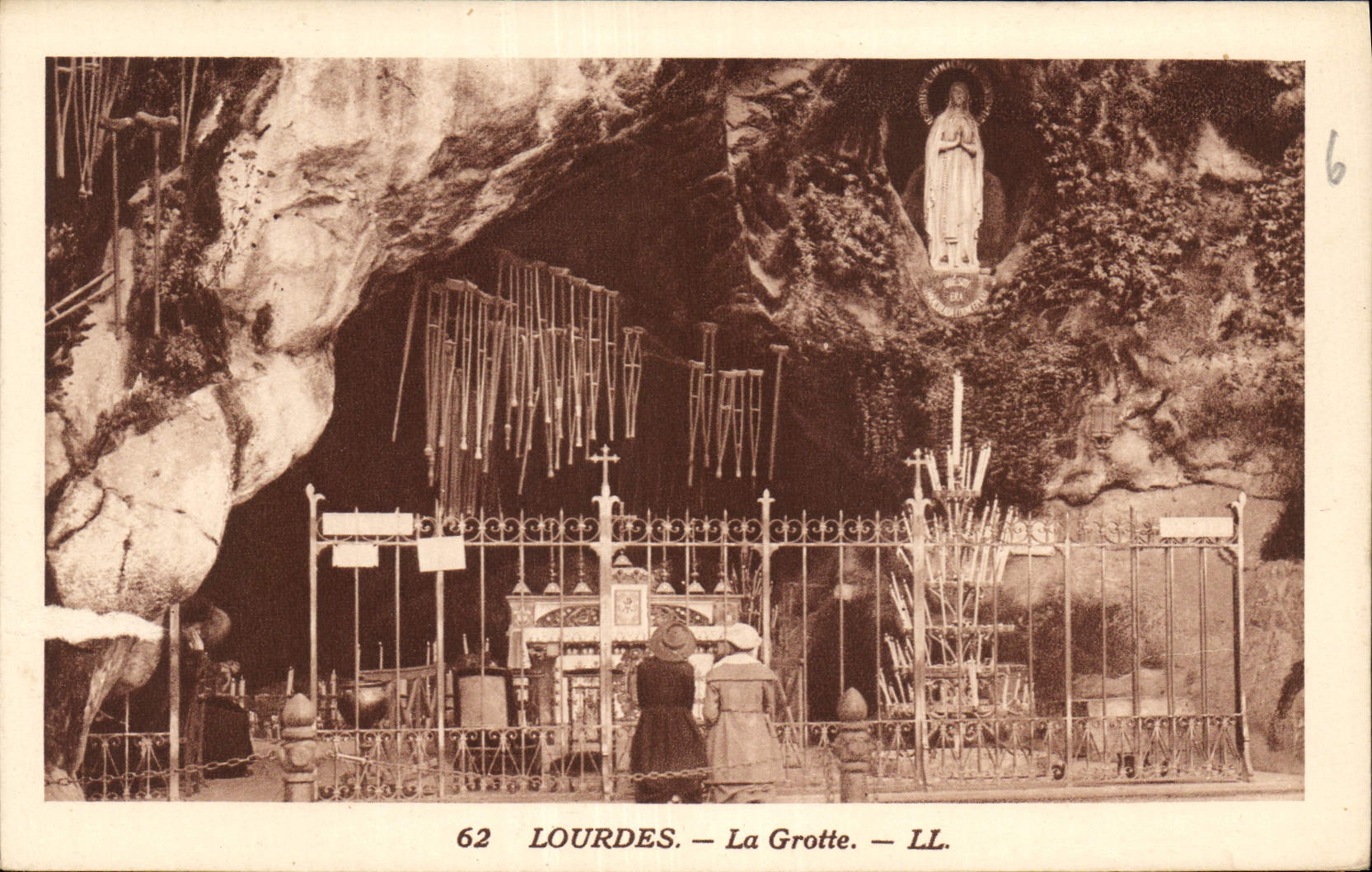 CPA Lourdes La Grotte 