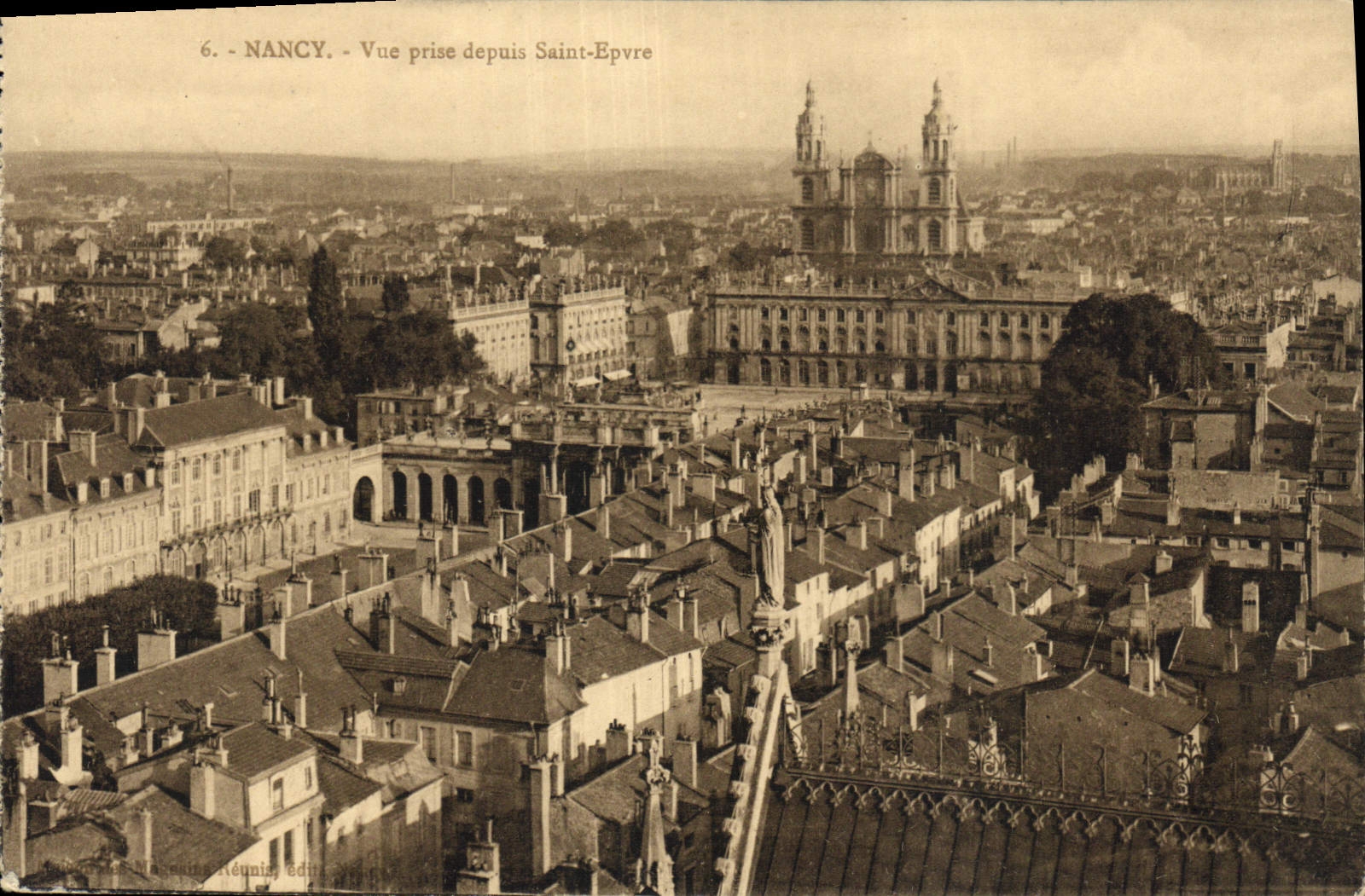 CPA Nancy Vue generale prise depuis Saint Epvre 