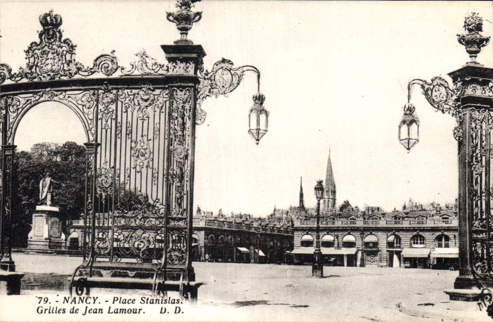 CPA Nancy Place Stanislas Grilles de Jean Lamour 