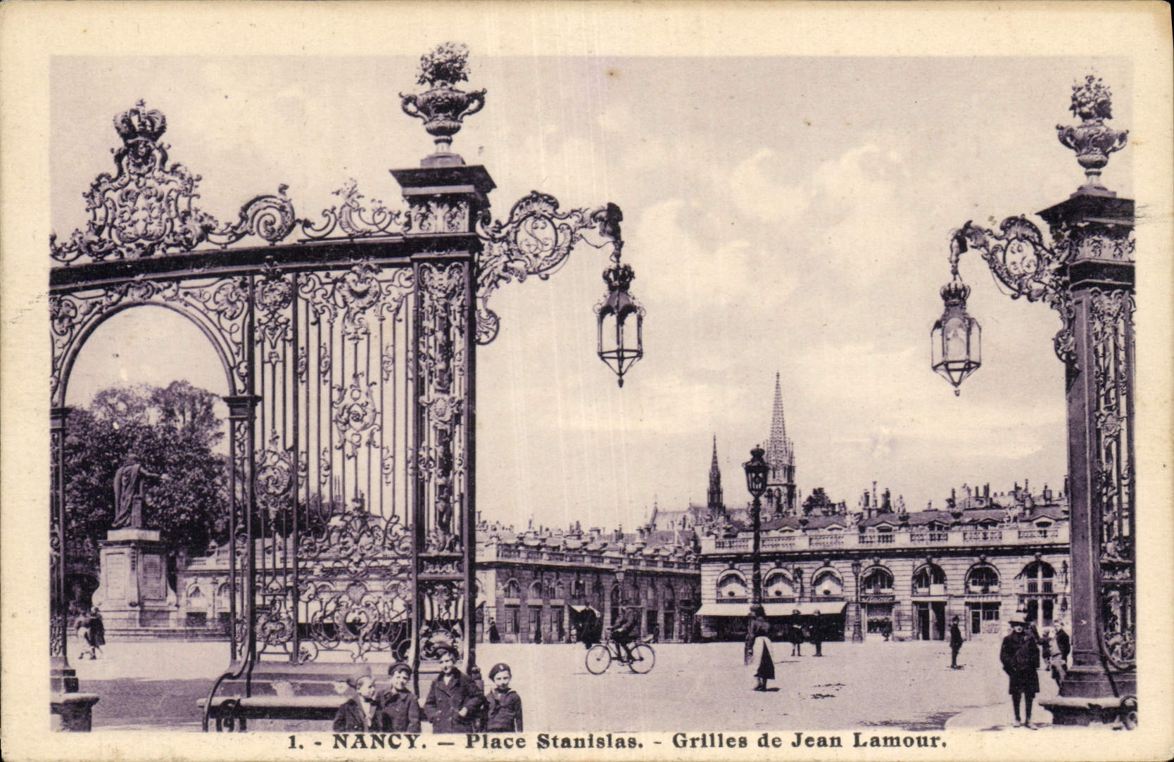 CPA Nancy Place Stanislas Grilles De Jean Lamour 