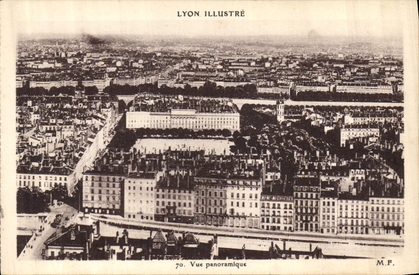 CPA Lyon Illustre Vue panoramique 