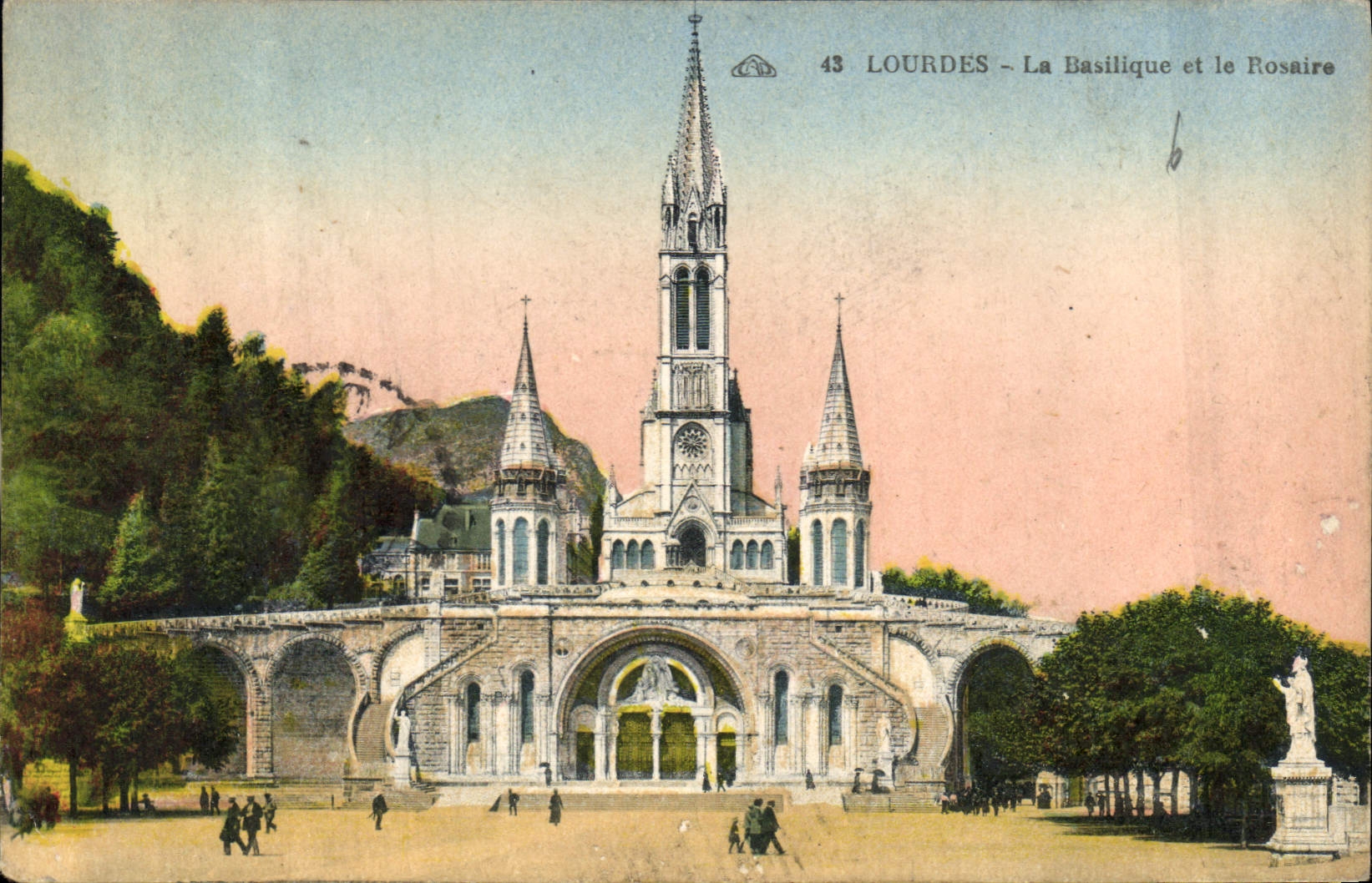 CPA Lourdes La Basilique et le Rosaire 