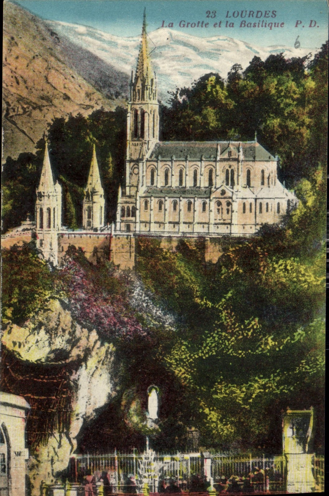 CPA Lourdes La Grotte et la Basilique 