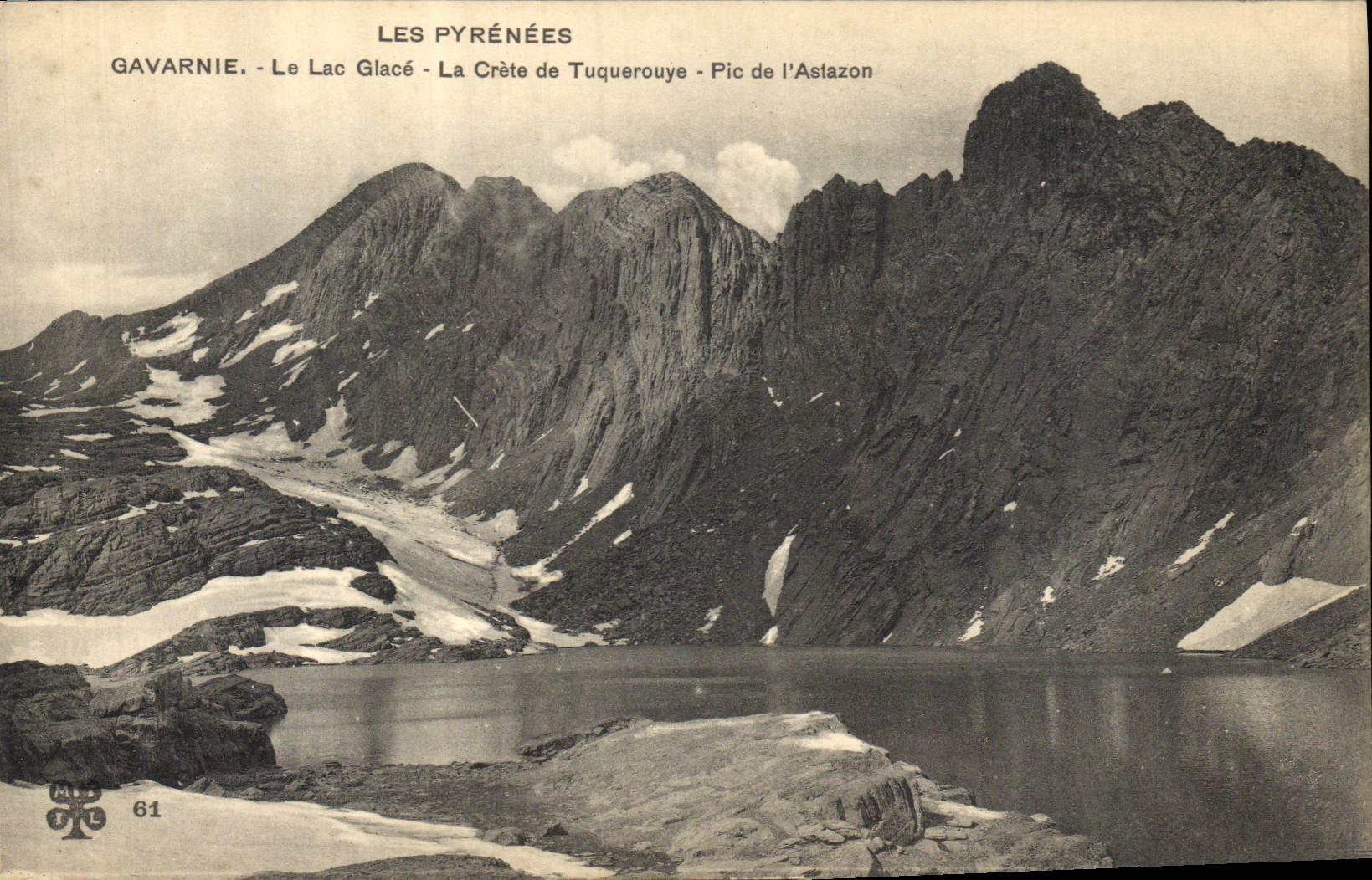 CPA Les Pyrenees Gavarnie Le lac Glace La Crete de Tuquerouye Pic de l'Astazon