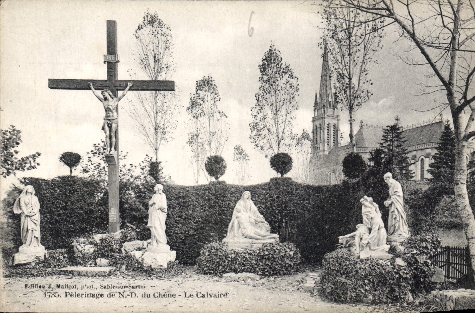 CPA Pelerinage de ND du Chene Le Calvaire