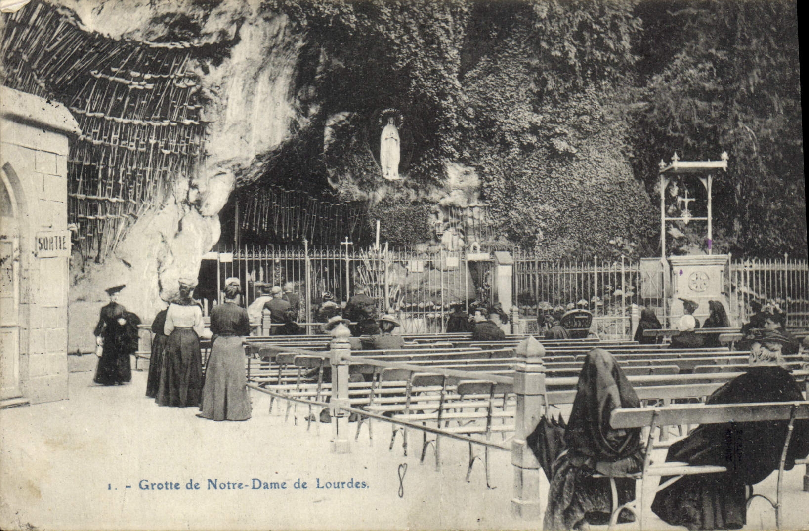 CPA Grotte de Notre de Lourdes 