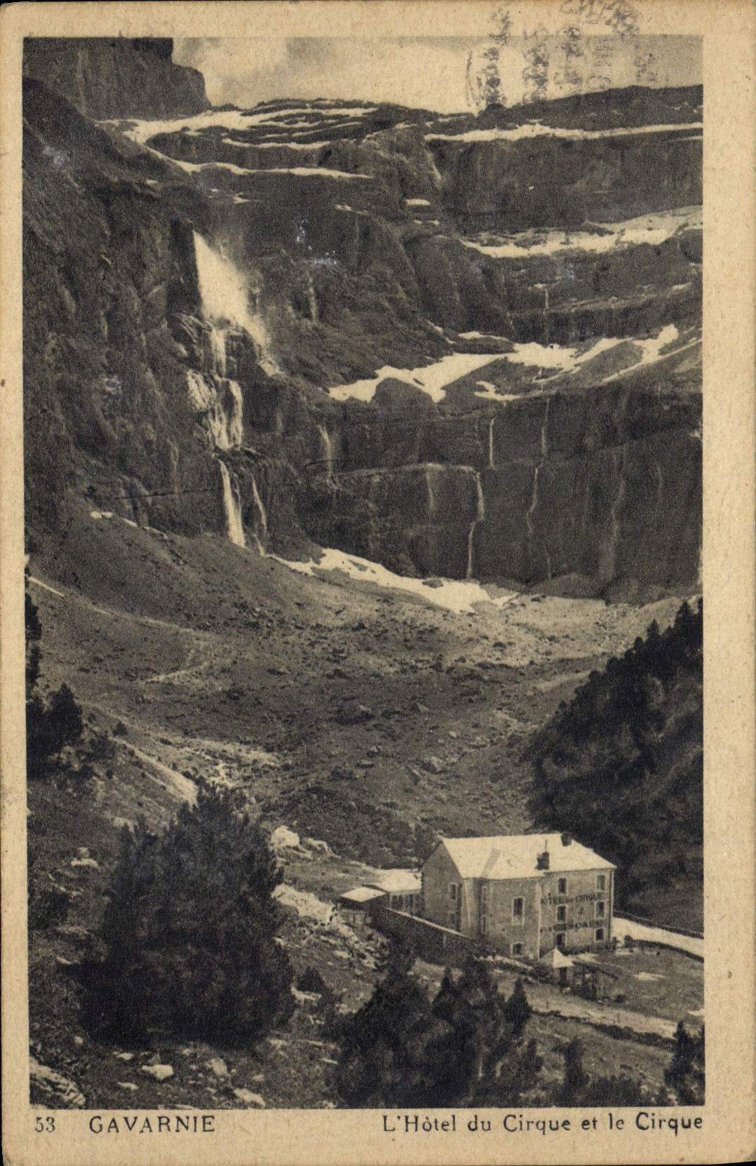 CPA Gavarnie L'Hotel du Cirque et le Cirque 