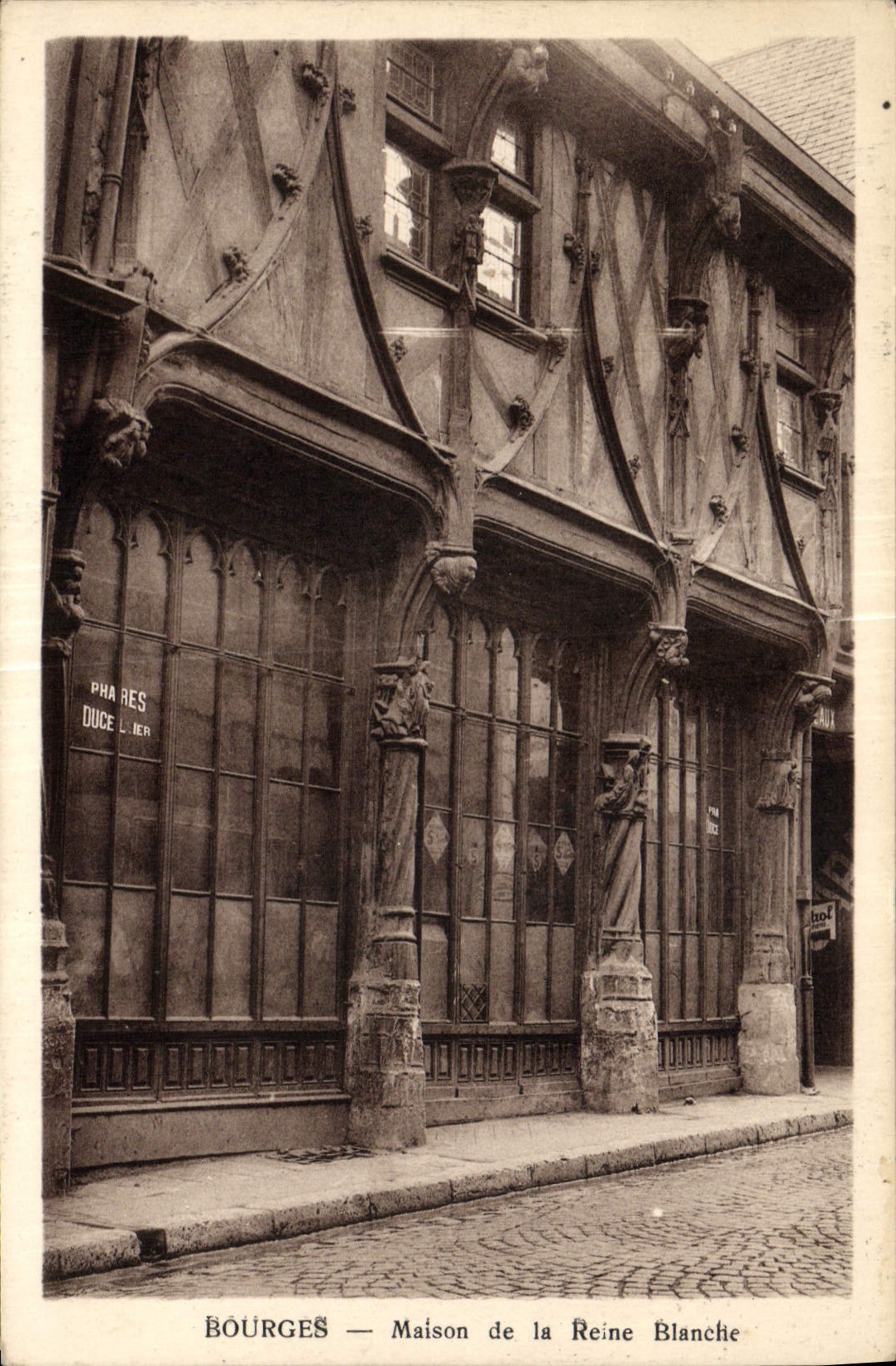 CPA Bourges Maison de la Reine Blanche 