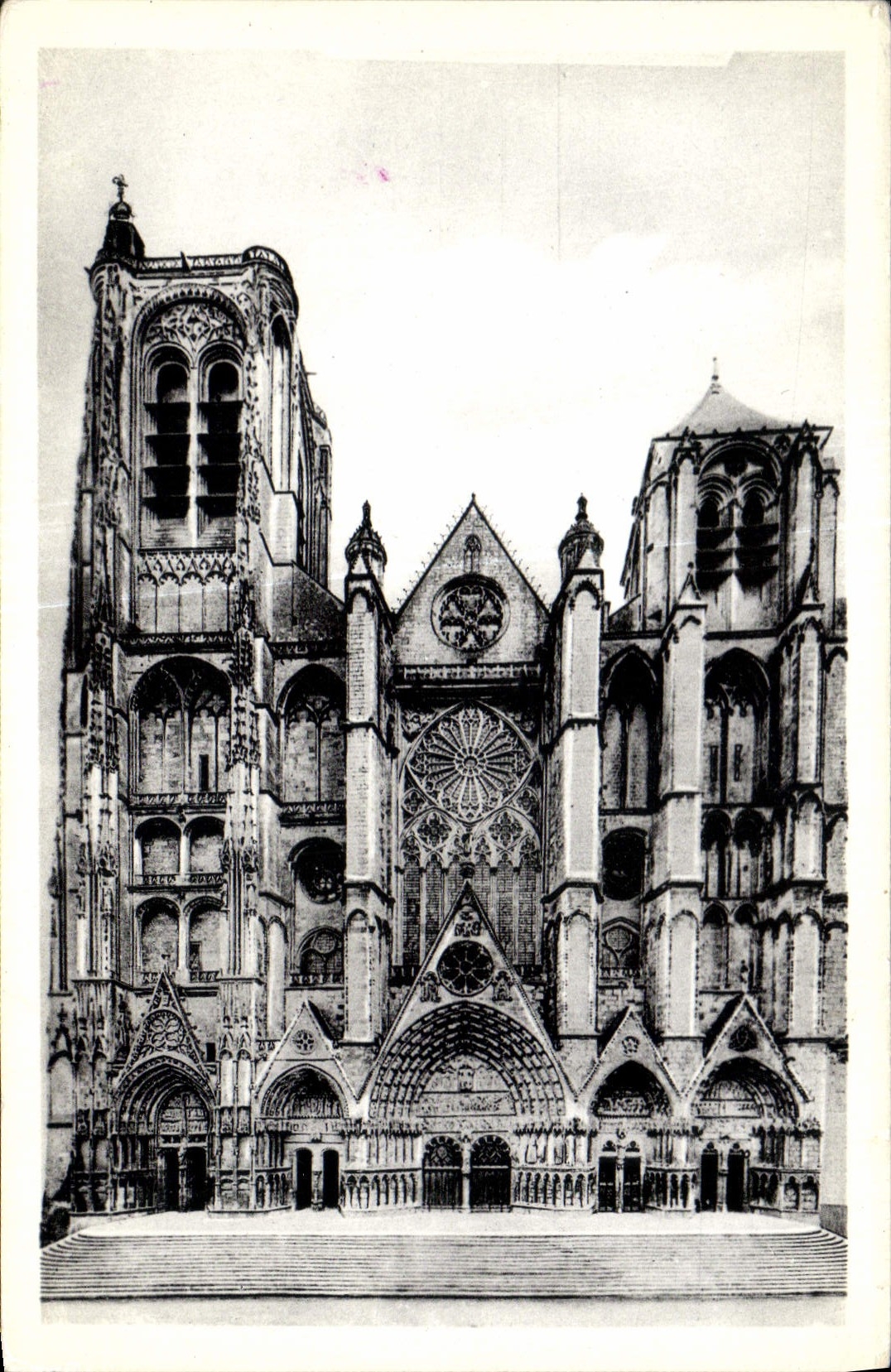 CPA Bourges La Cathedrale 