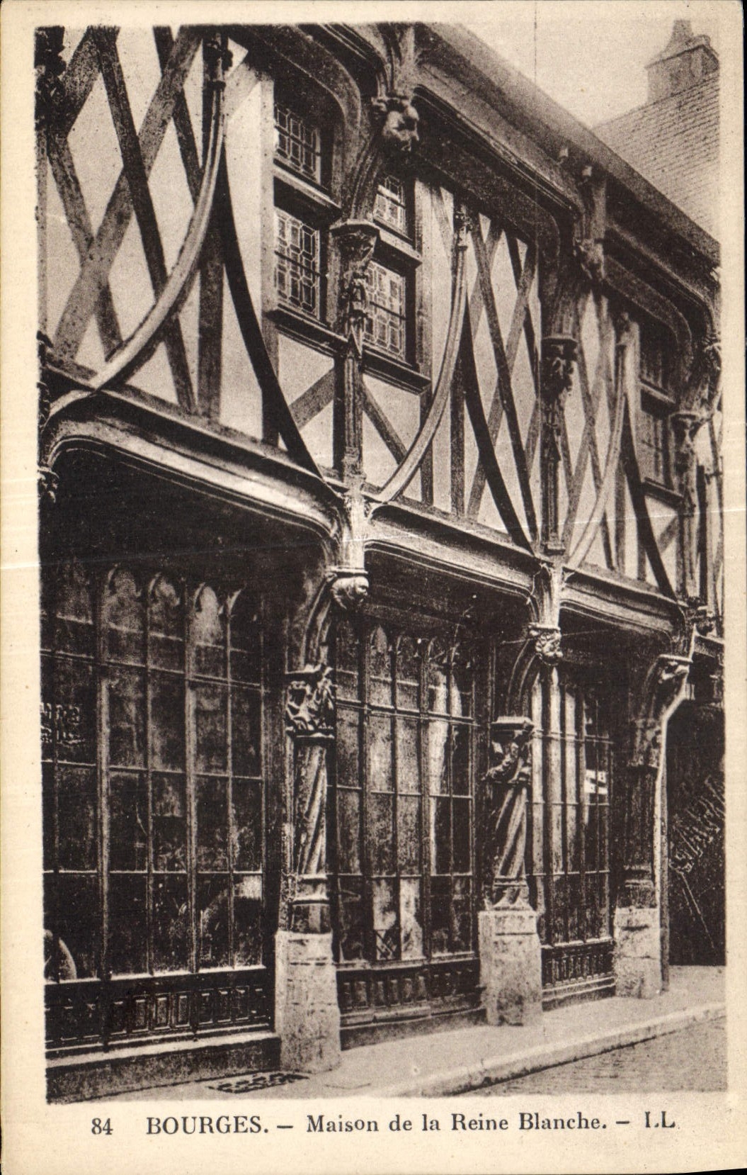CPA Bourges Maison de la Reine Blanche 