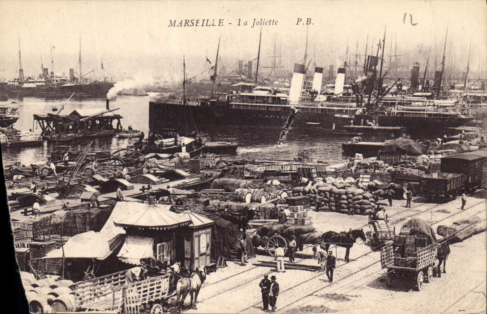 CPA Marseille la Joliette Bateaux