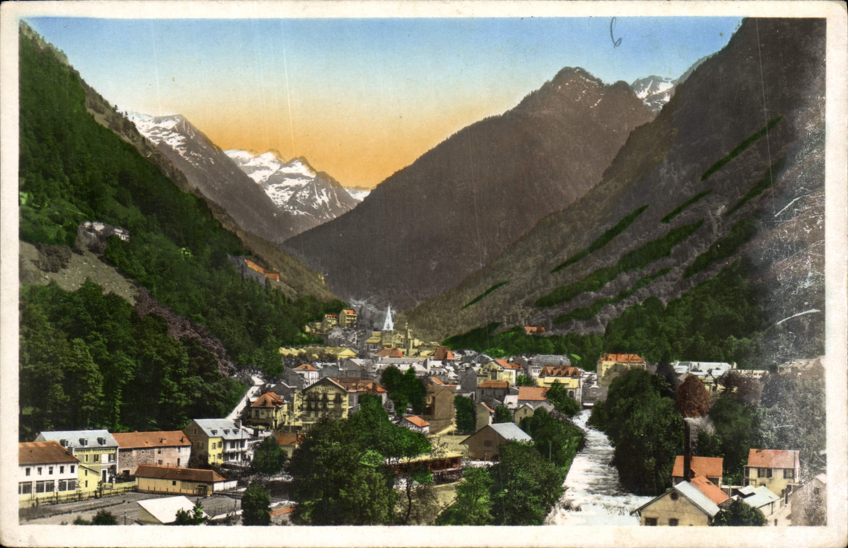 CPA Cauterets vue generale prise du Mamelon vert 