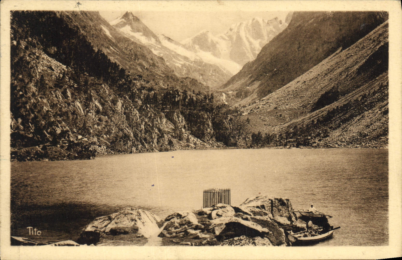 CPA Les Pyrenees Environs de Cauterets le Lac de Gaube