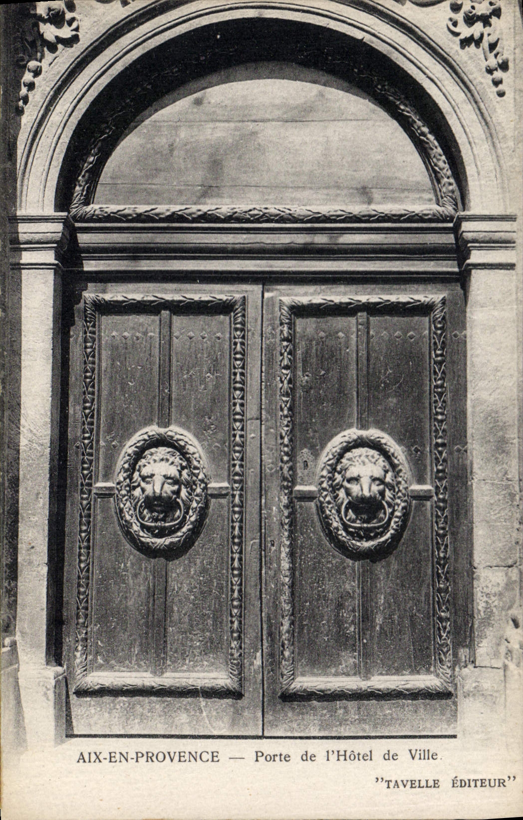 CPA Aix en Provence Porte de l'Hotel de Ville 