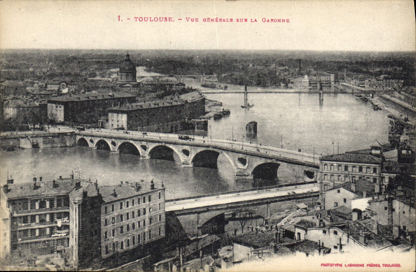 CPA Toulouse vue generale sur la Garonne 
