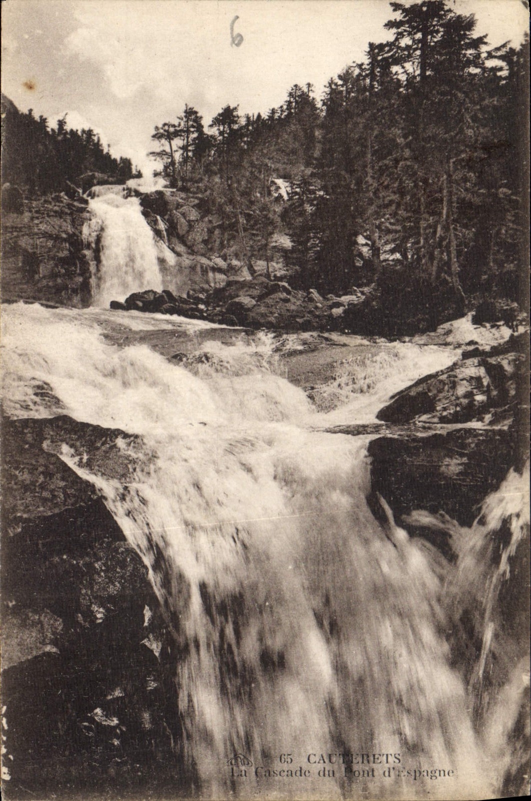 CPA Cauterets la Cascade du Pont d'Espagne 
