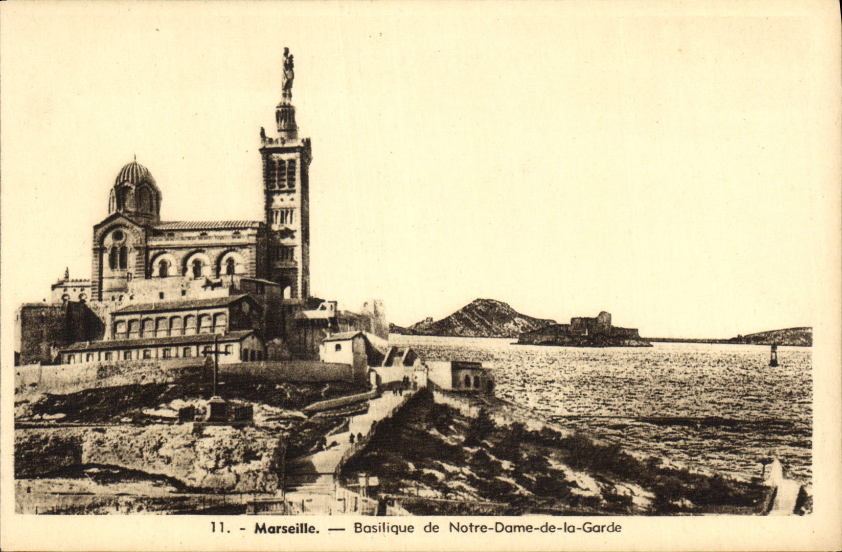 CPA Marseille Basilique de Notre Dame de la Garde 