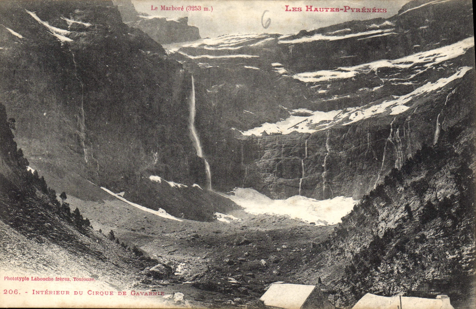 CPA Les Hautes Pyrenees Interieur du Cirque de Gavarnie 