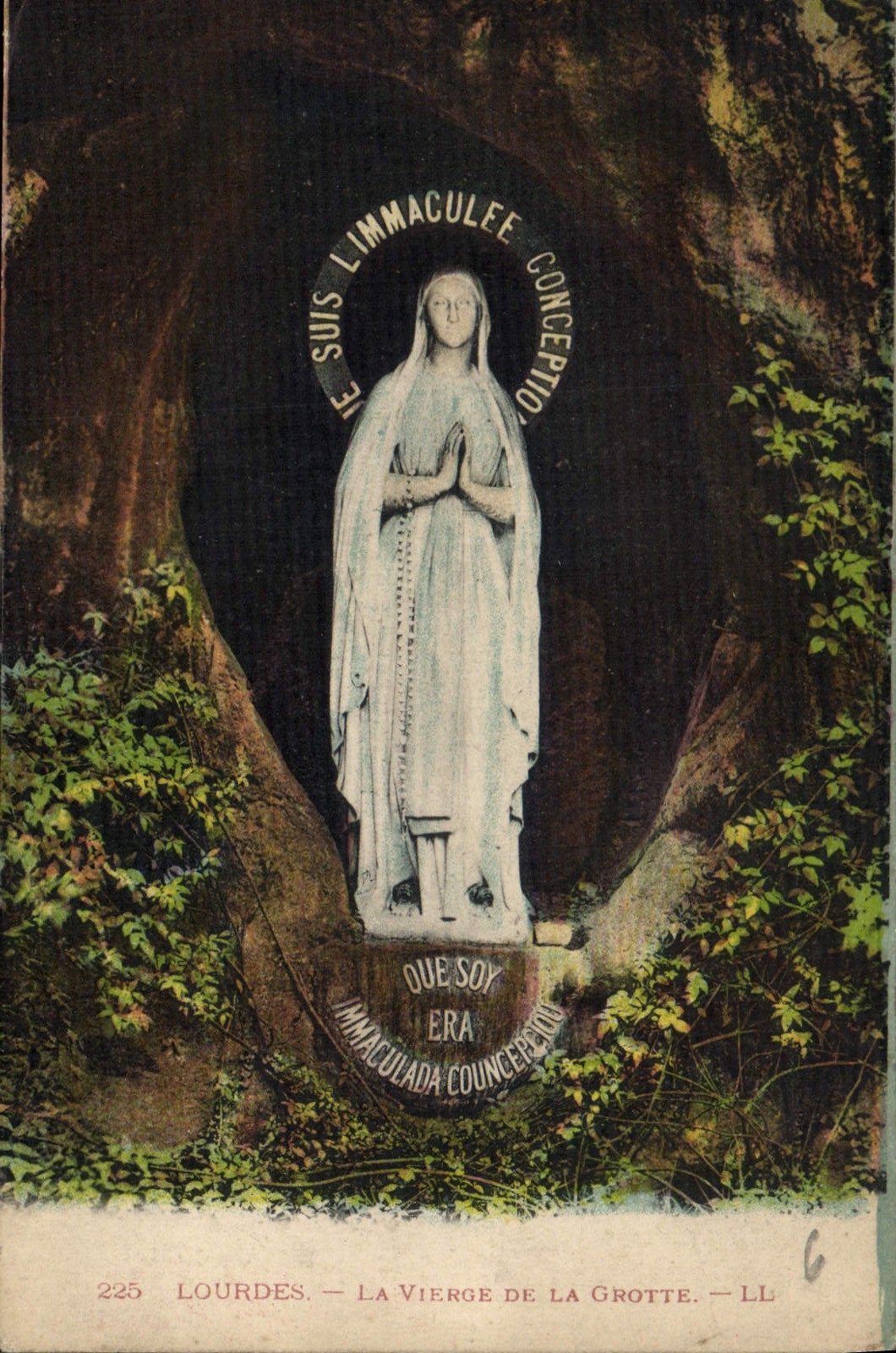 CPA Lourdes la Vierge de la Grotte 