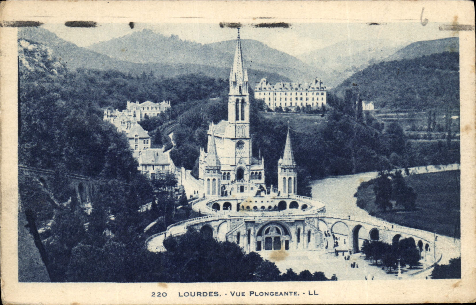 CPA Lourdes vue plongeante 