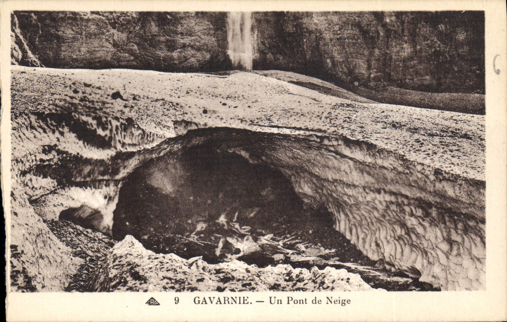 CPA Gavarnie un pont de Neige 