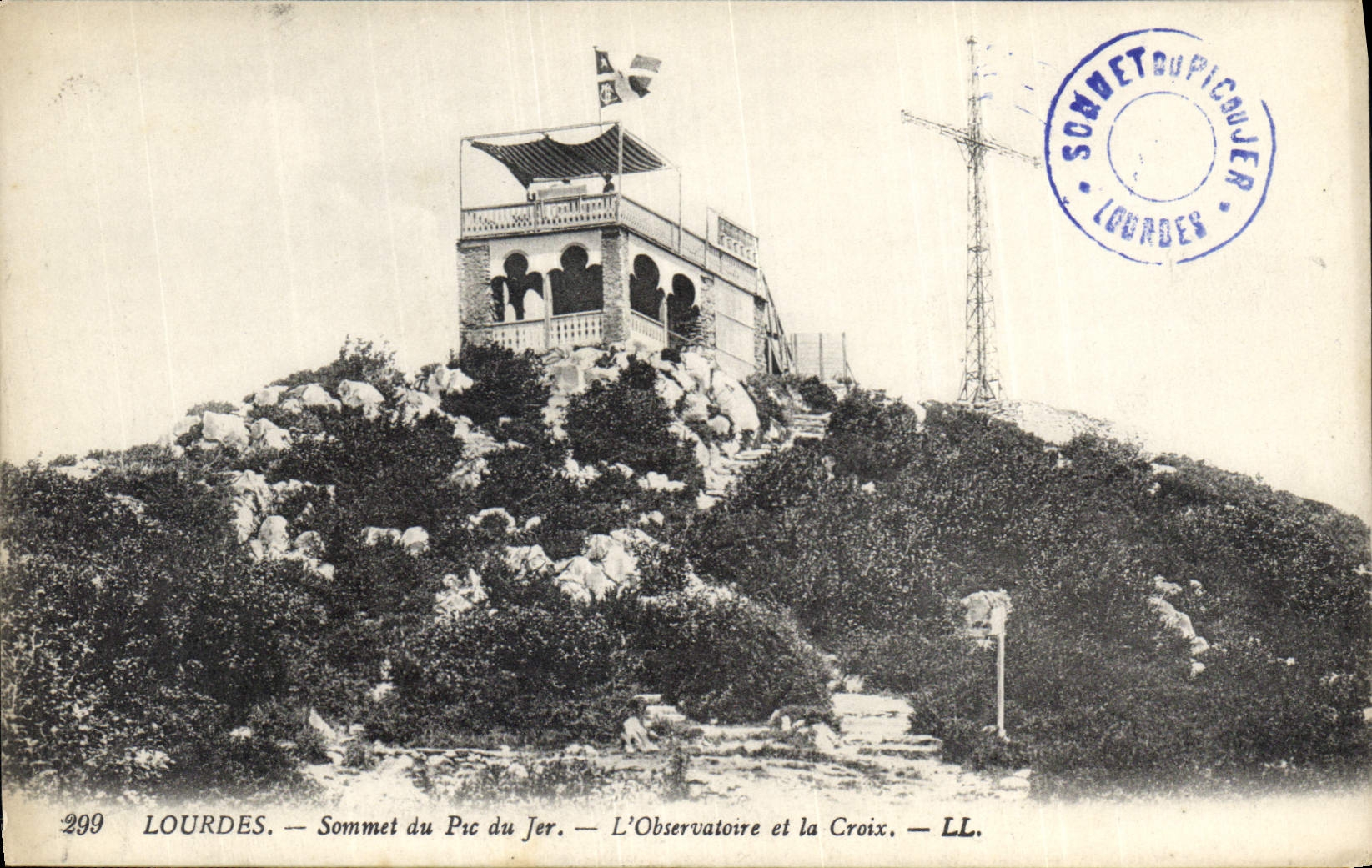 CPA Lourdes Sommet du Pic du Jer l'Observatoire et la Croix 