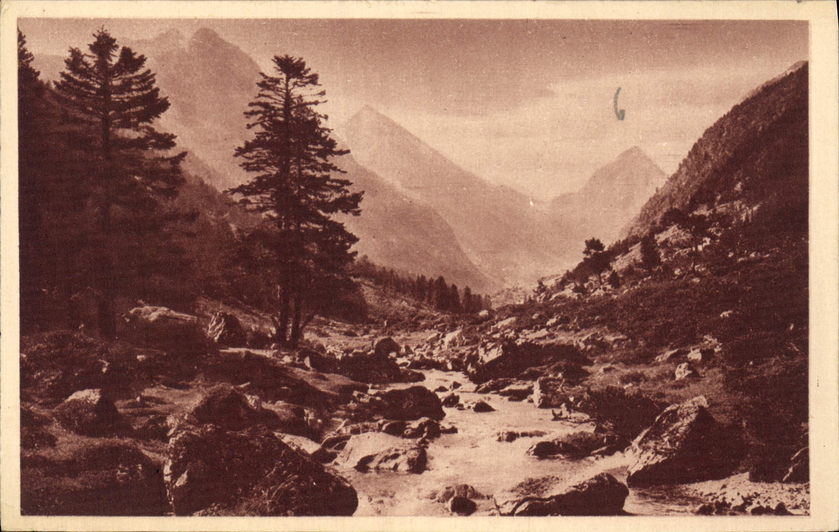 CPA Cauterets Vallee du Lutour 