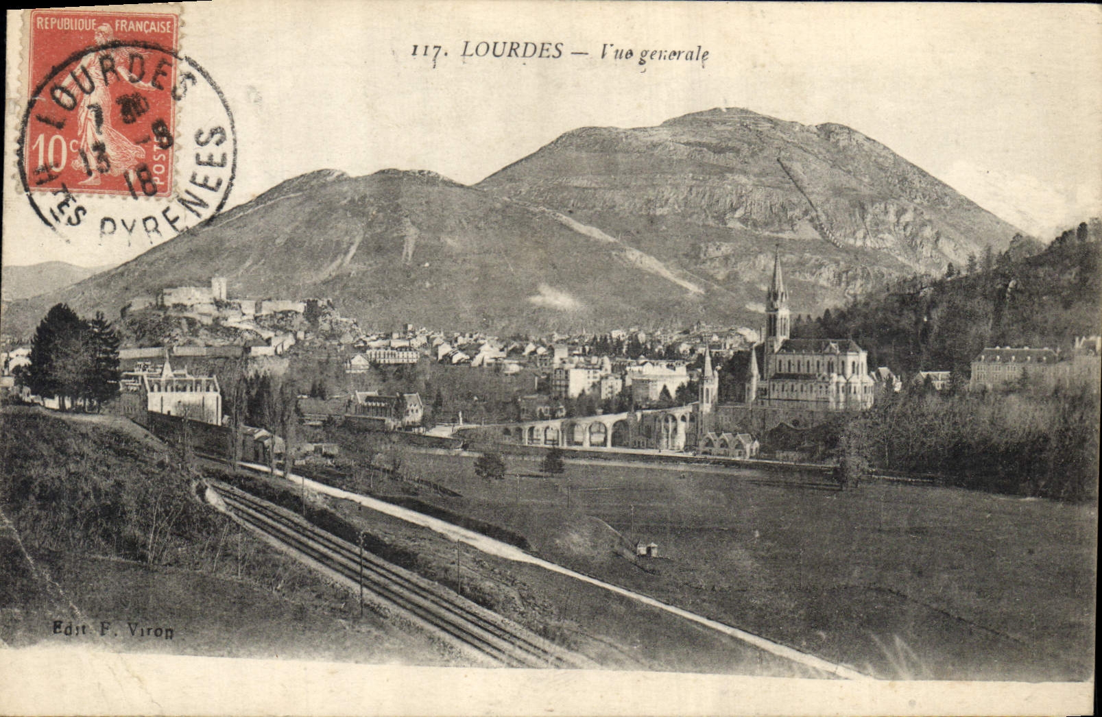 CPA Lourdes vue generale 