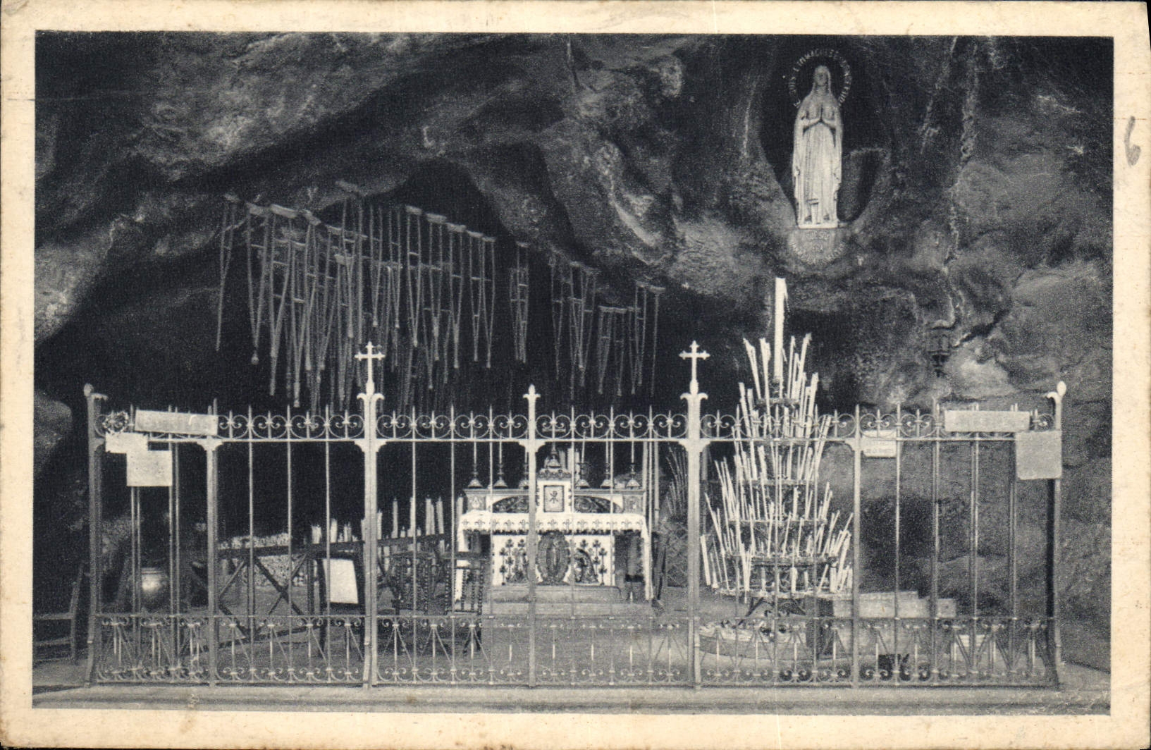 CPA Lourdes le Grotte Miraculeuse 