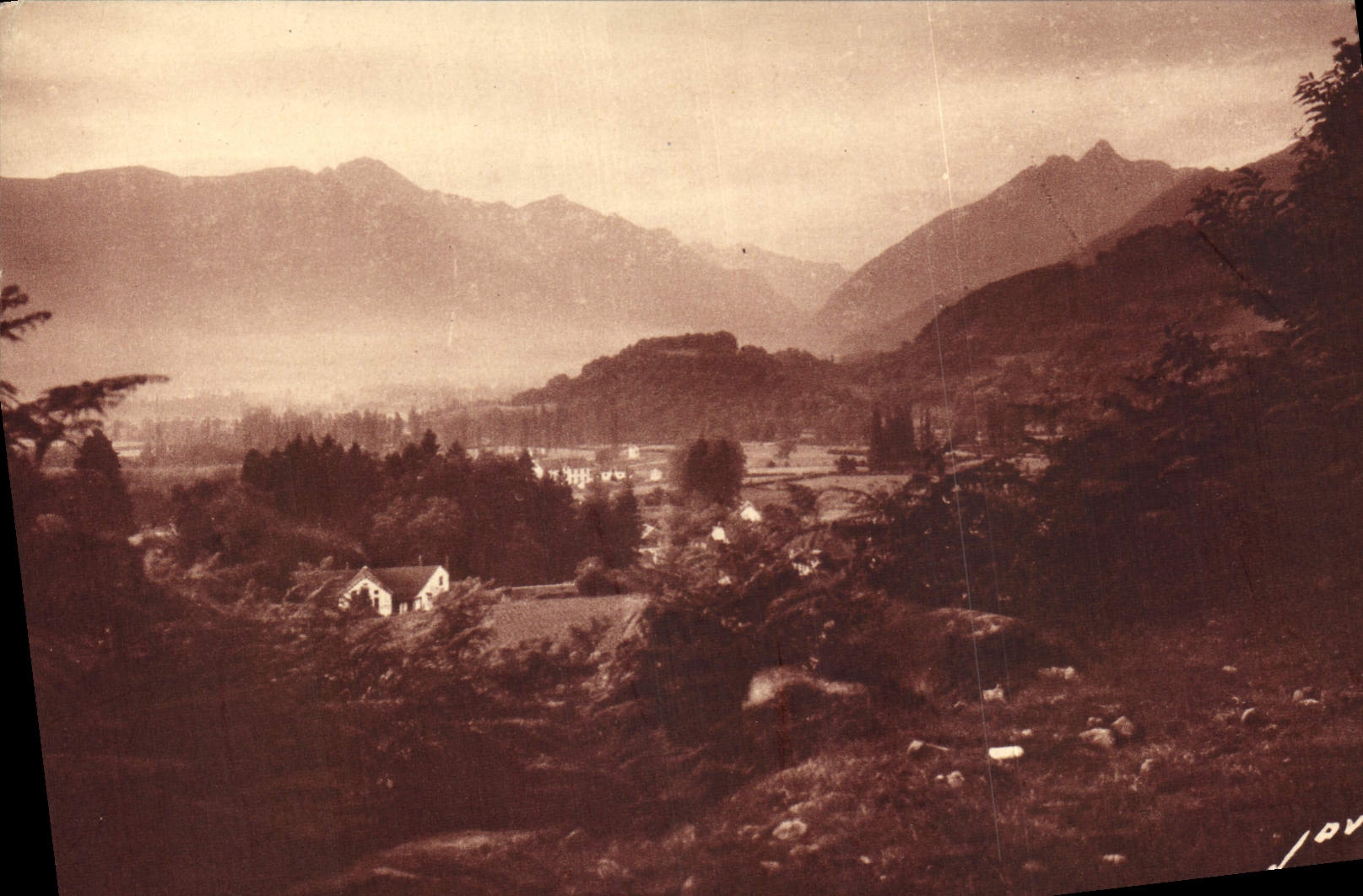 CPA Argeles Gazost H P Pic de Viscos vallees d'Argeles et de Pierrefitte vers Gavarnie