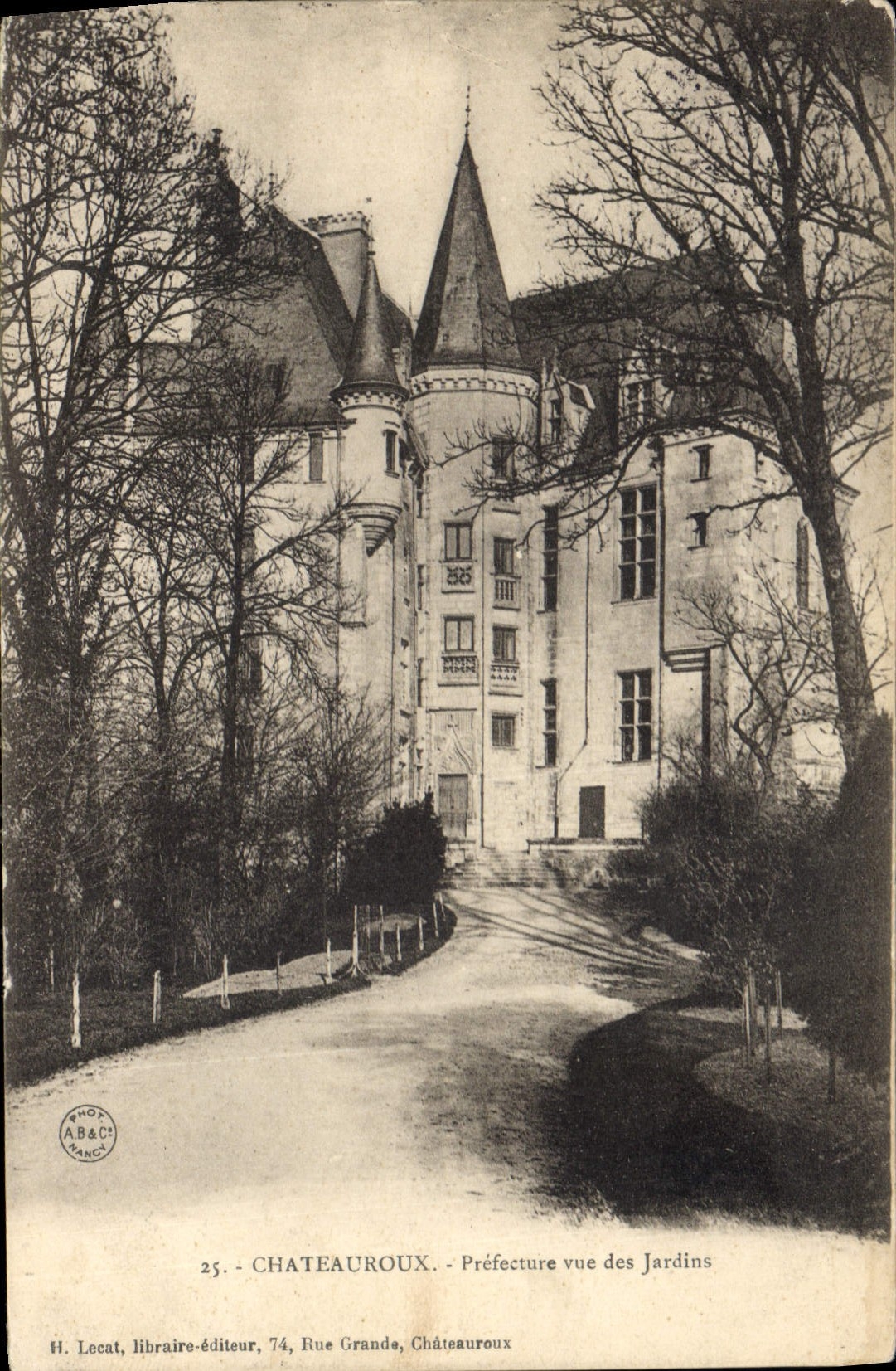 CPA Chateauroux Prefecture vue des Jardins