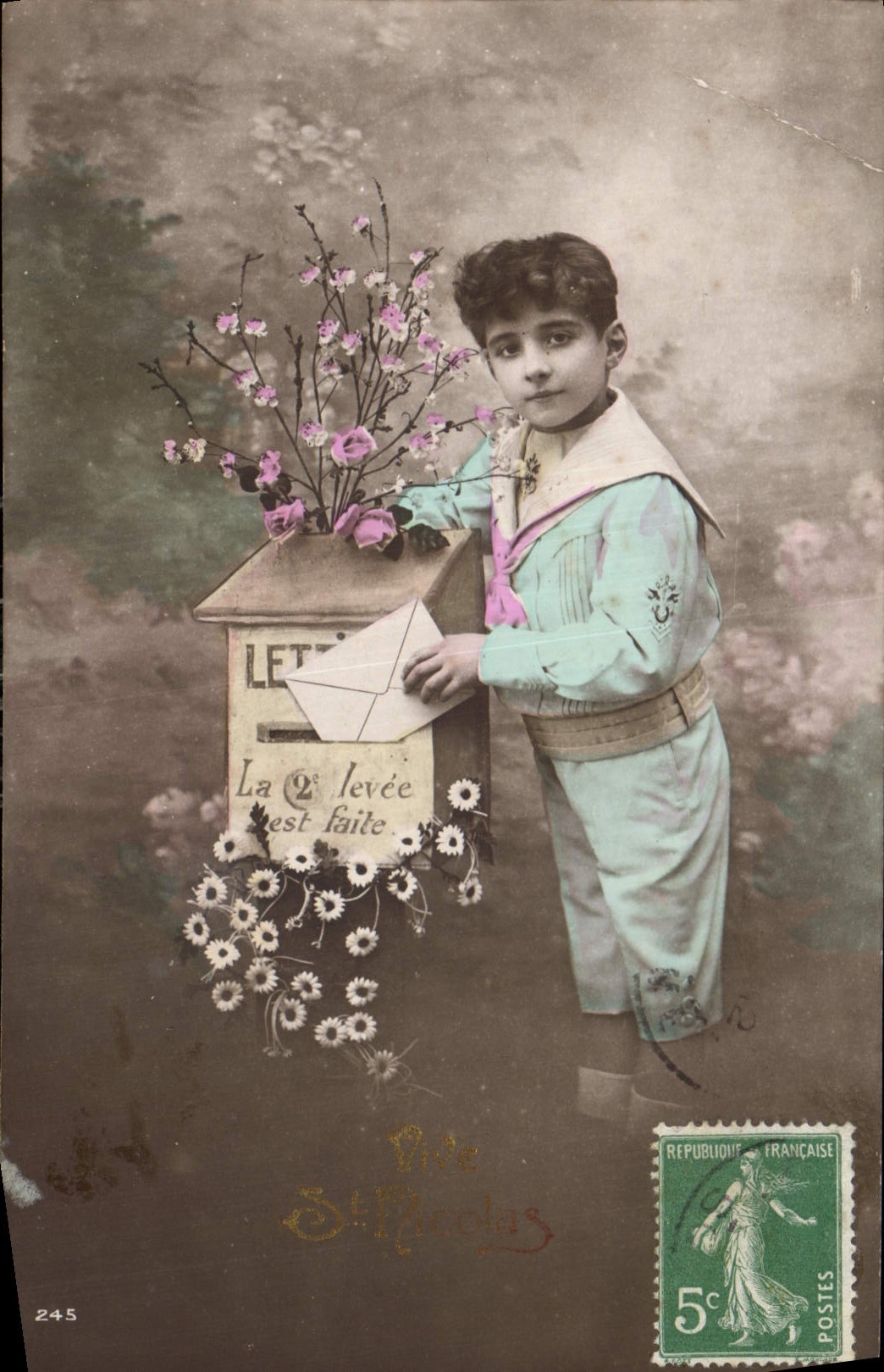 CPA Enfant Fleurs