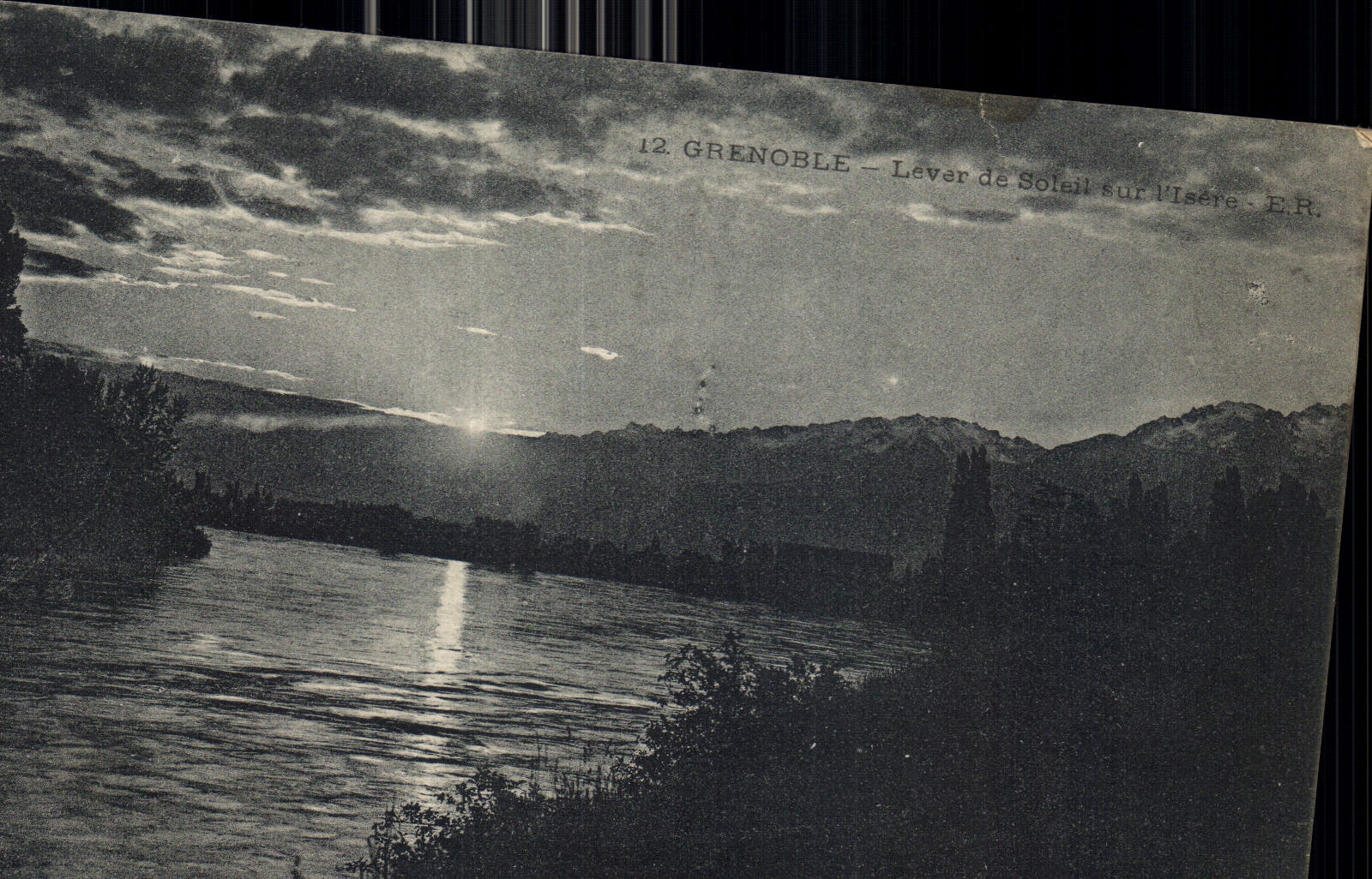 CPA Grenoble Lever de Soleil sur l'Isere 