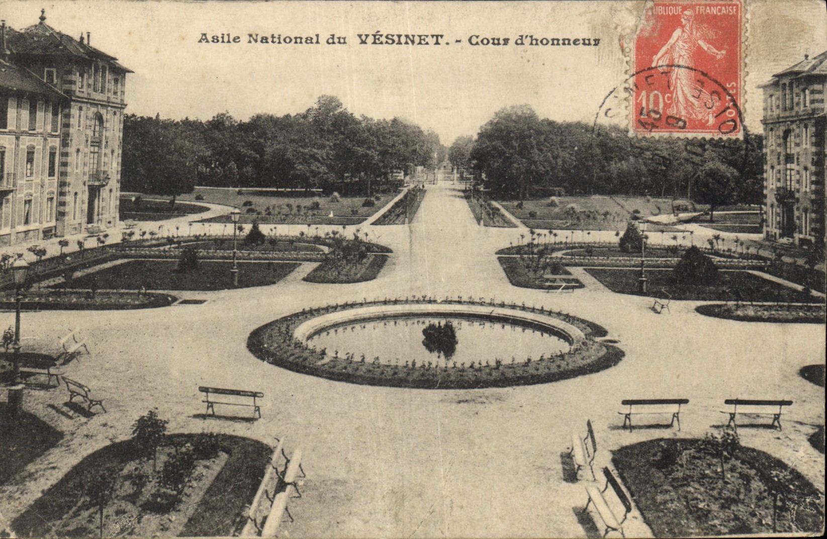 CPA Asile National du Vesinet Cour d'honneur