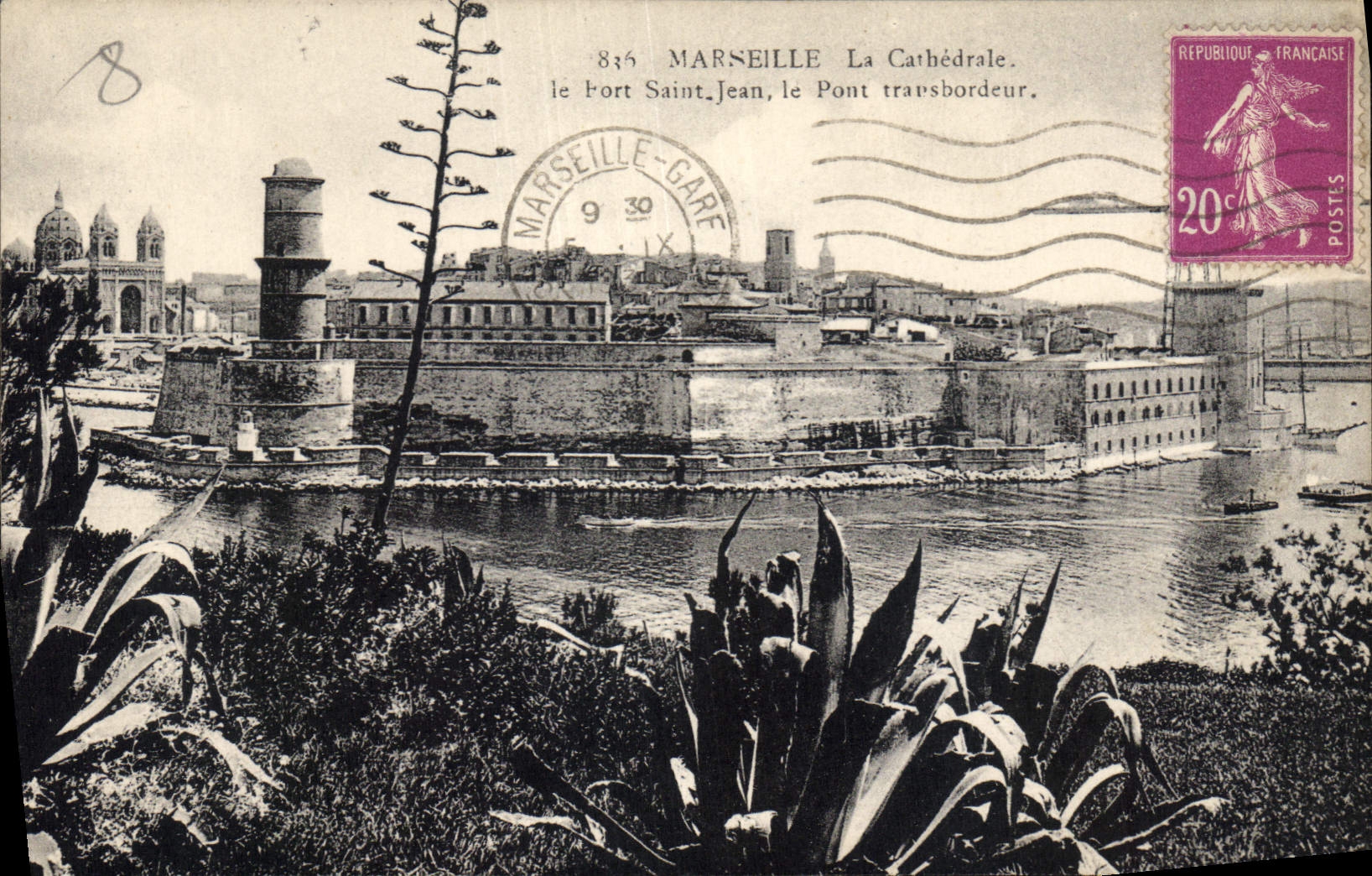 CPA Marseille la Cathedrale le Fort Saint Jean le Pont transbordeur 