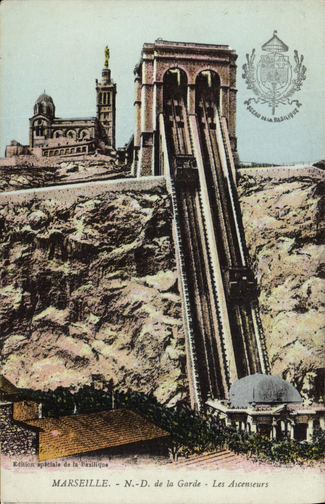 CPA Marseille N D de la Garde Les Ascenseurs 