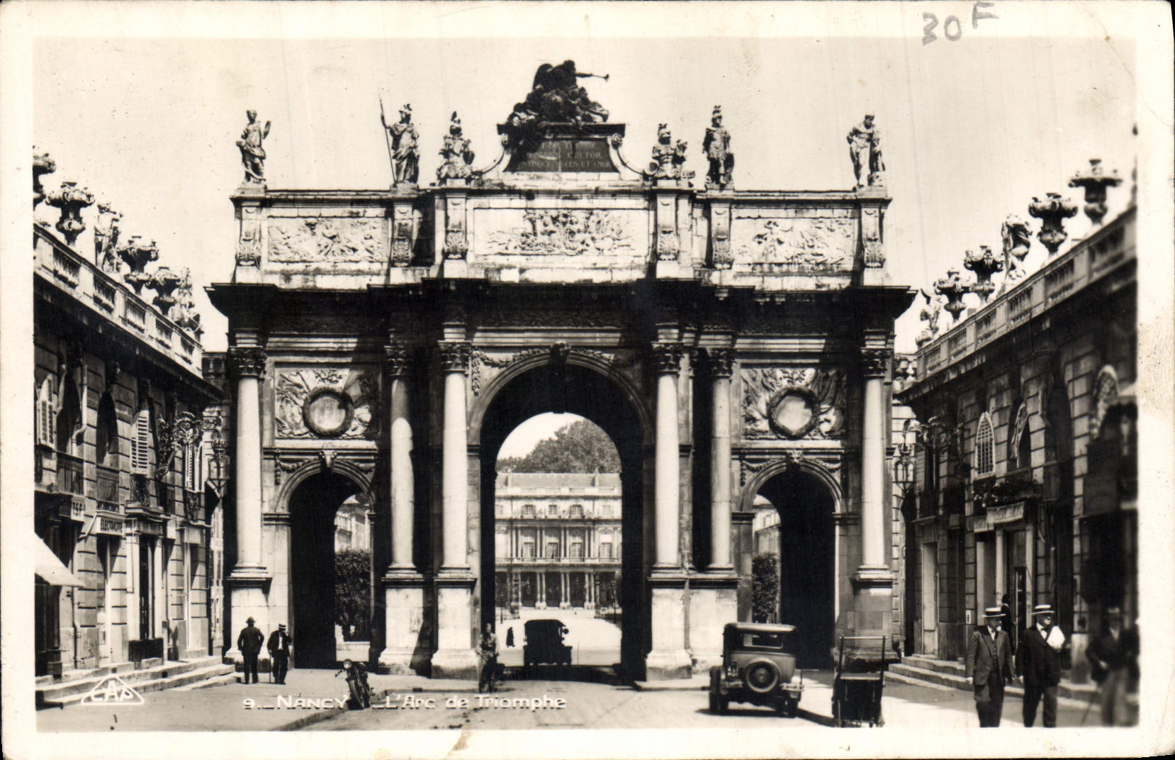 CPA Nancy L'Arc de Triomphe Automobile