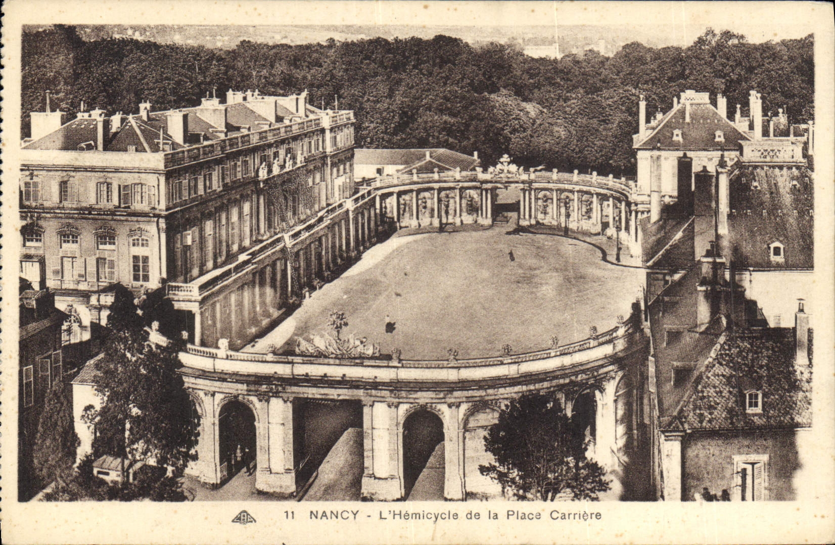 CPA Nancy Hemicycle de la Place Carriere 