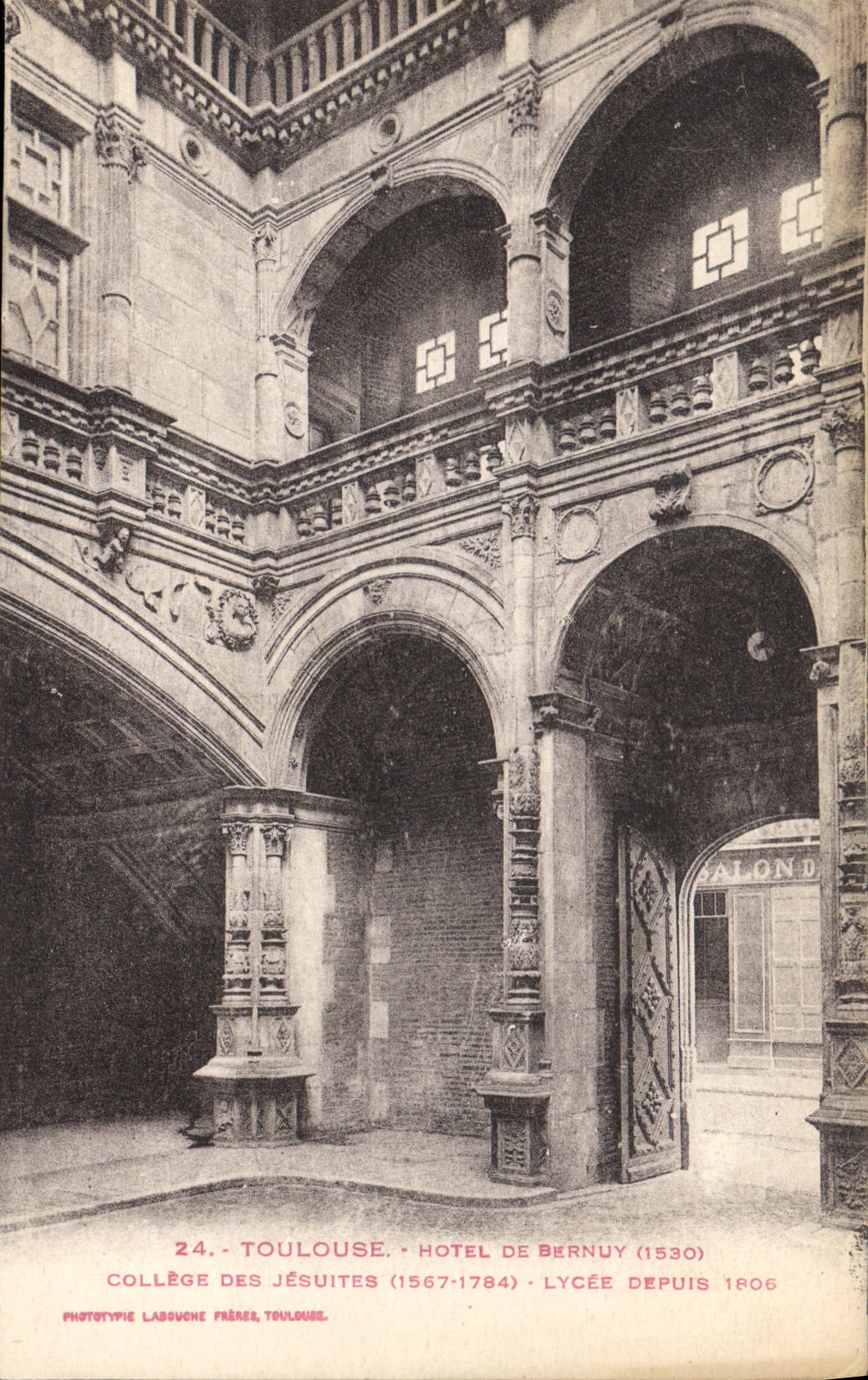 CPA Toulouse Hotel de Bernuy Collage des Jesuites Lycee depuis 1806