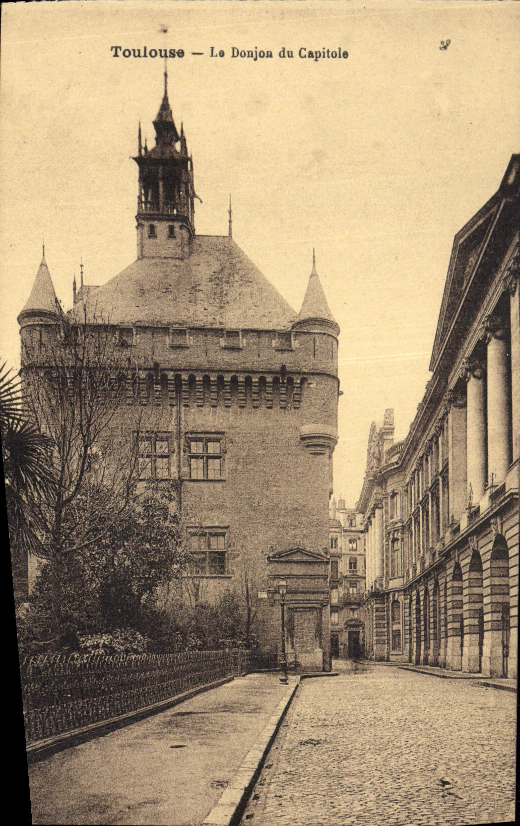 CPA Toulouse La Donjon du Capitole 