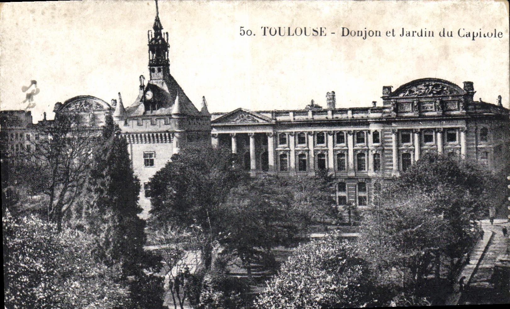 CPA Toulouse Donjon et Jardin du Capitole 