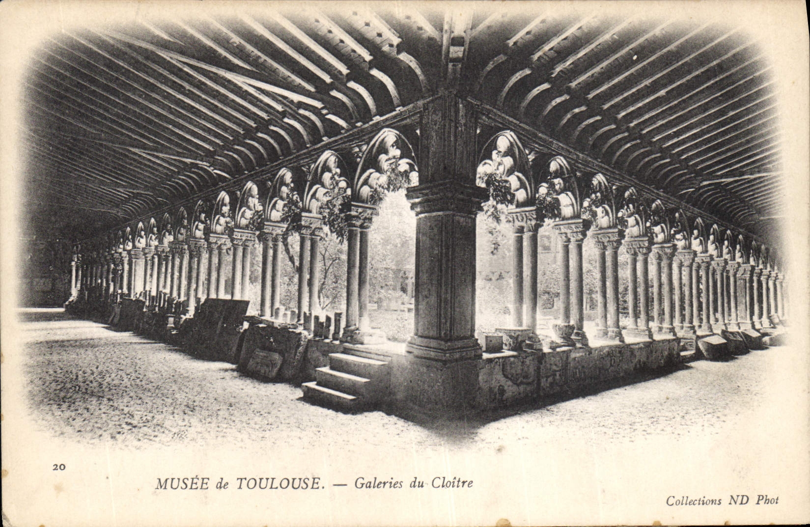 CPA Musee de Toulouse Galerie du Cloitre 