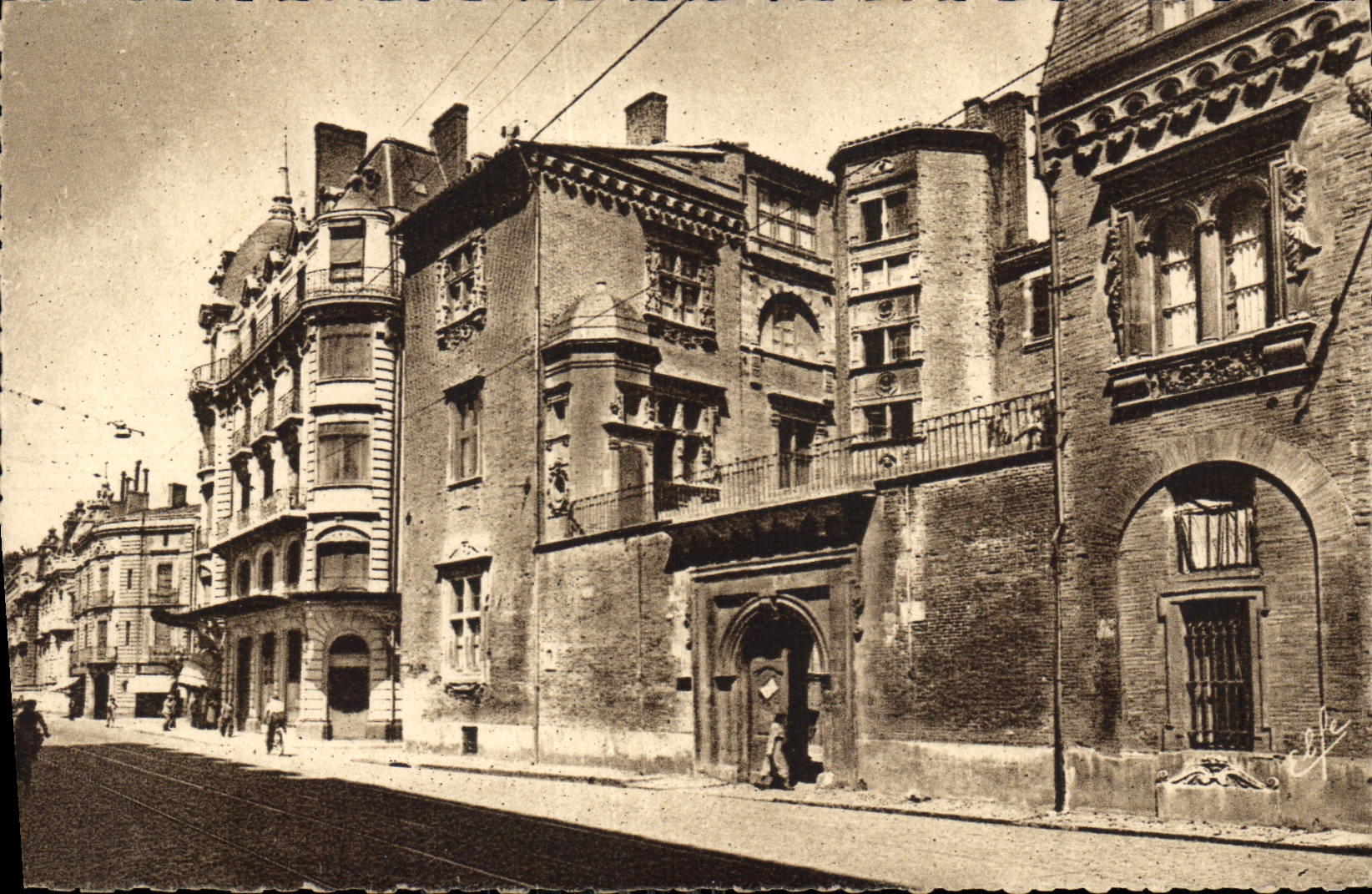 CPA Toulouse Hotel de Lasbordes ou du Vieux Raisin 