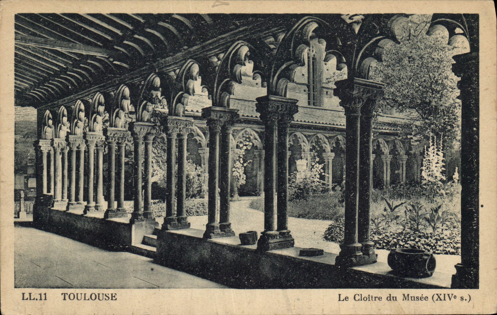 CPA Toulouse Le Cloitre du Musee 