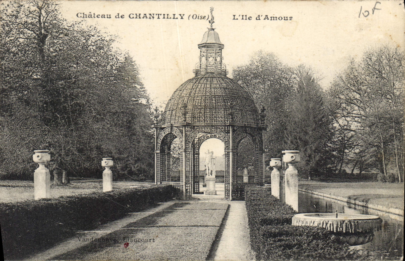 CPA Chateau de Chantilly Oise L'lle d Amour 