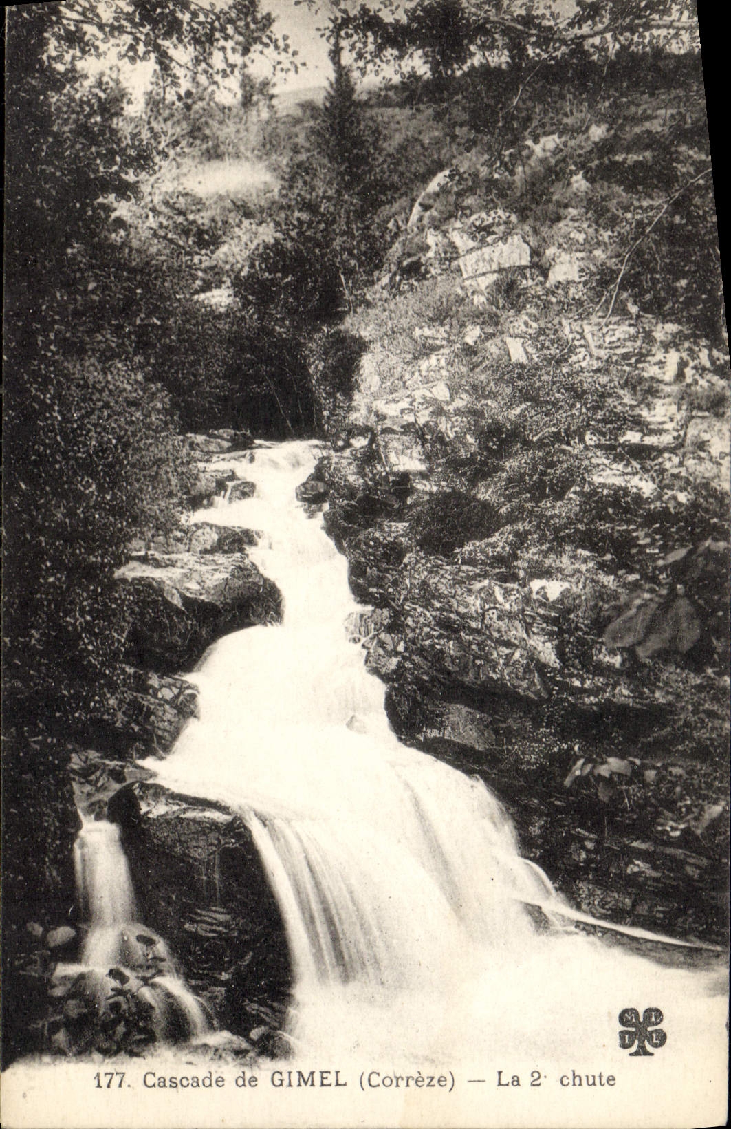 CPA Cascade de Gimel Correze La Chute 